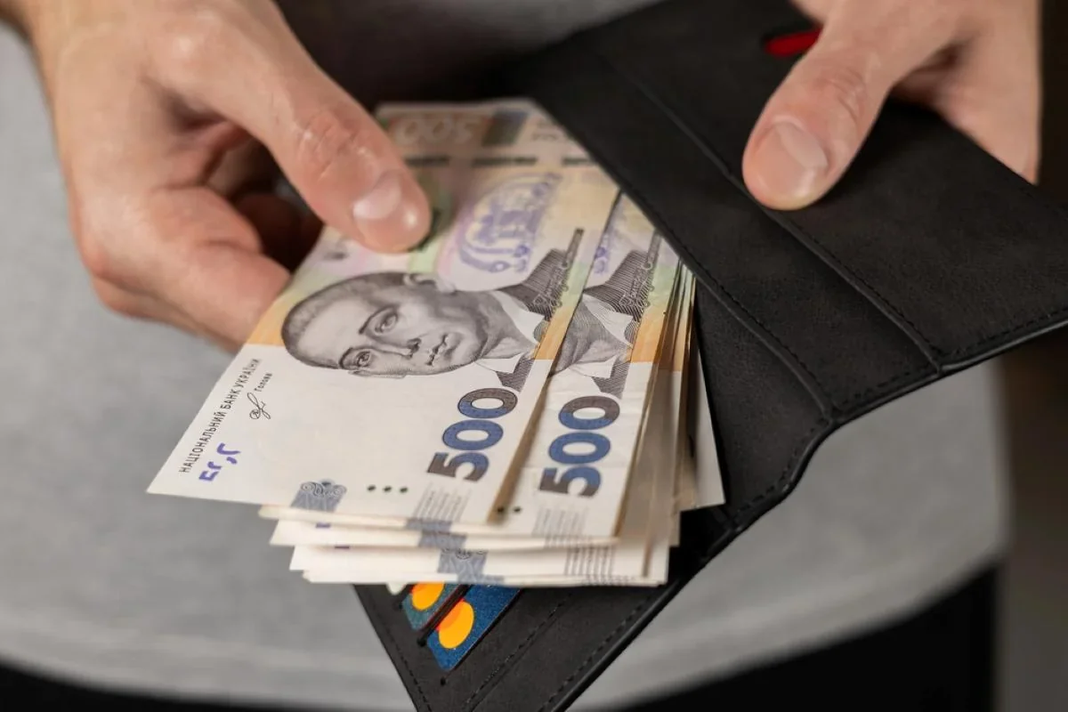 ППО збила 71 із 92 дронів РФ, у Запоріжжі загорівся ТЦ